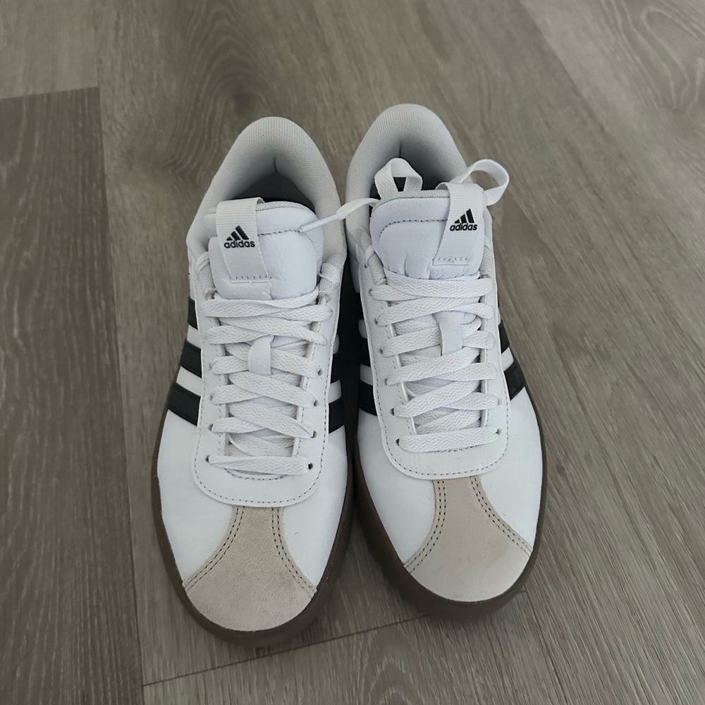 adidas Women s VL Court 3 0 Sneaker